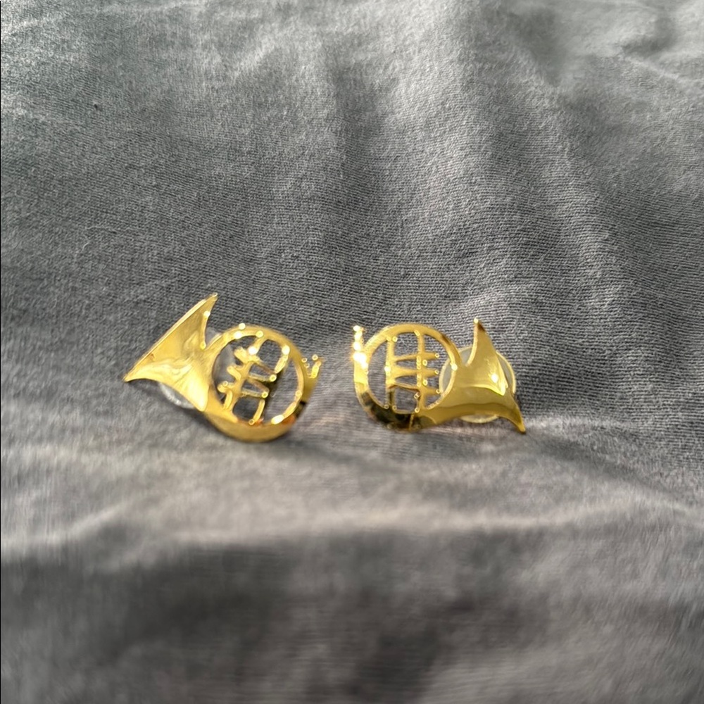Carlton Ridge Gold French Horn Earrings